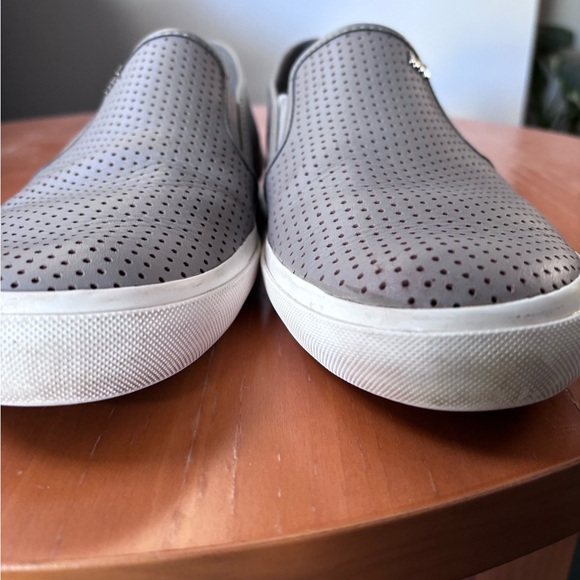 Michael by Michael Kors women’s leather slip on - Picture 5 of 6